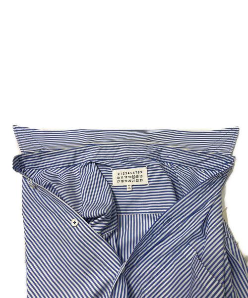 Maison Margiela 14（メゾンマルジェラ 14）Maison Margiela 14 (メゾンマルジェラ 14) ストライプドレスシャツ ブルー×ホワイト サイズ:40の古着・服飾アイテム