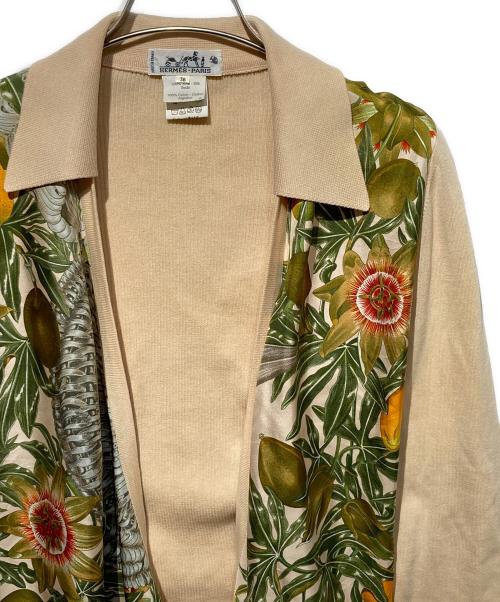 HERMES（エルメス）HERMES (エルメス) スカーフ柄シルク切替カーディガン ベージュ×グリーン サイズ:36の古着・服飾アイテム