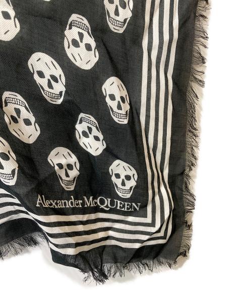 ALEXANDER McQUEEN（アレキサンダーマックイーン）ALEXANDER McQUEEN (アレキサンダーマックイーン) スカルプリントスカーフ ブラックの古着・服飾アイテム