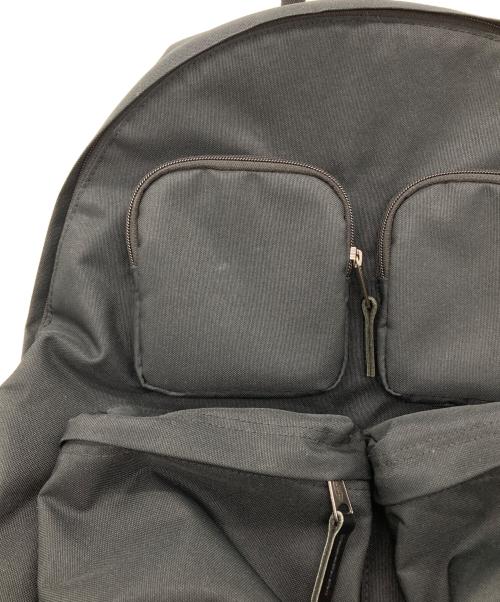 EASTPAK（イーストパック）EASTPAK (イーストパック) Padded Pak'r XL 6Pocket/リュック ブラックの古着・服飾アイテム