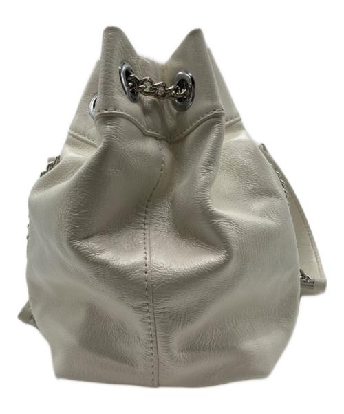 MARC JACOBS（マークジェイコブス）MARC JACOBS (マークジェイコブス) ザ レザー チェーン サック バッグ アイボリーの古着・服飾アイテム