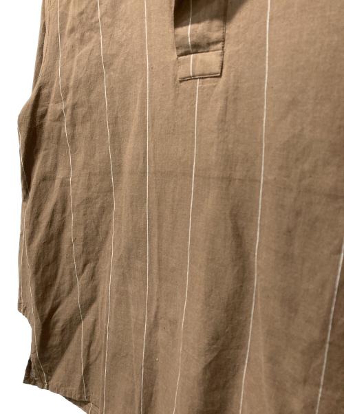 SEEALL（シーオール）SEEALL (シーオール) SMOK T-SHIRTS ブラウン サイズ:SIZE 46の古着・服飾アイテム