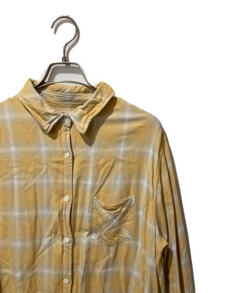 REMI RELIEF（レミレリーフ）REMI RELIEF (レミレリーフ) オンブレレーヨンシャツ イエロー サイズ:Mの古着・服飾アイテム