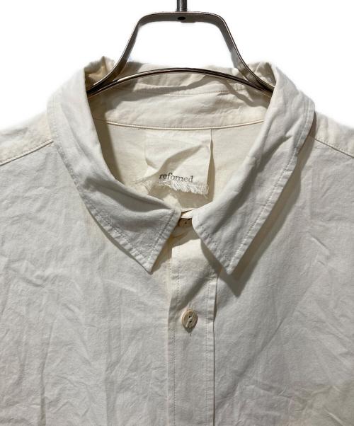 refomed（リフォメッド）refomed (リフォメッド) WRIST POCKET WIDE SHIRT ホワイト サイズ:2の古着・服飾アイテム