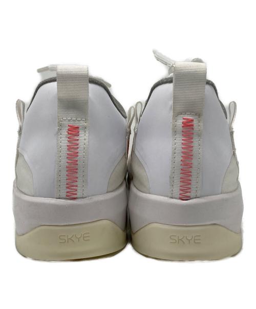 SKYE FOOT WEAR（スカイ フットウェア）SKYE FOOT WEAR (スカイ フットウェア) THE MOBRLY アクティブシューズ ホワイト サイズ:27.7の古着・服飾アイテム