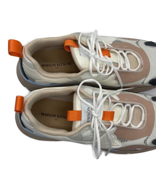 maison kitsune（メゾンキツネ）maison kitsune (メゾンキツネ) TECHNICAL RUNNER ホワイト サイズ:29cmの古着・服飾アイテム
