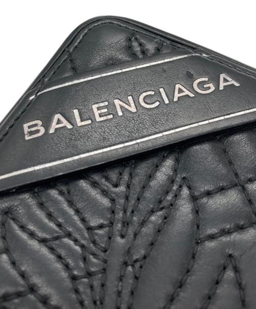 BALENCIAGA（バレンシアガ）BALENCIAGA (バレンシアガ) リーフ キルティング 長財布 ブラックの古着・服飾アイテム