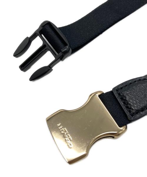 COACH（コーチ）COACH (コーチ) シグネチャーボディバッグ ブラウン×ブラックの古着・服飾アイテム