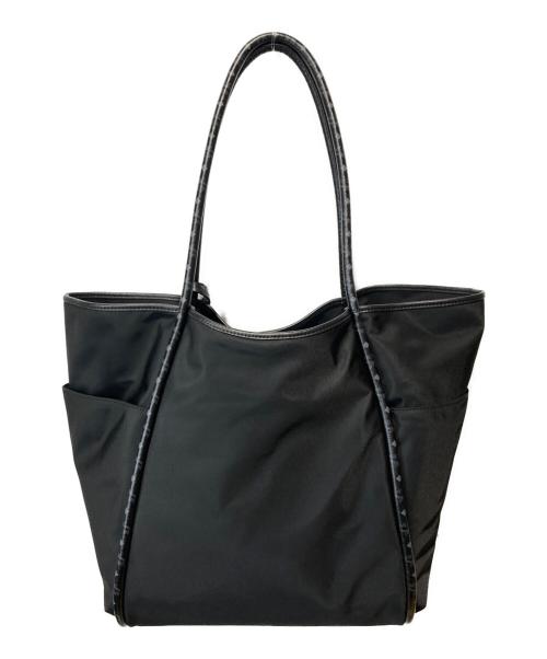 MCM（エムシーエム）MCM (エムシーエム) Aren Mama ショッパーバッグ ブラックの古着・服飾アイテム