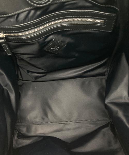 MCM（エムシーエム）MCM (エムシーエム) Aren Mama ショッパーバッグ ブラックの古着・服飾アイテム