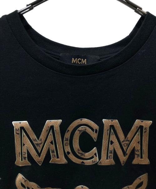 MCM（エムシーエム）MCM (エムシーエム) クラシックロゴTシャツ ブラック サイズ:Ｌの古着・服飾アイテム