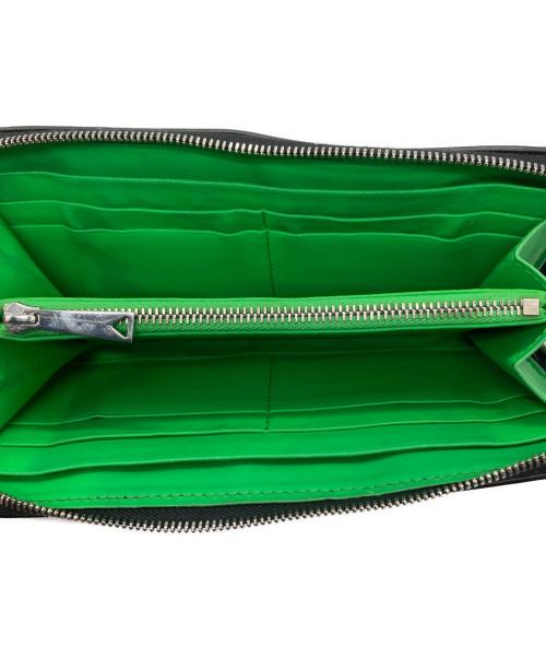 BOTTEGA VENETA（ボッテガベネタ）BOTTEGA VENETA (ボッテガベネタ) イントレチャートジップアラウンドウォレット ブラック×グリーンの古着・服飾アイテム