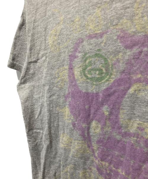 stussy（ステューシー）stussy (ステューシー) スカルプリントTシャツ グレー サイズ:Lの古着・服飾アイテム