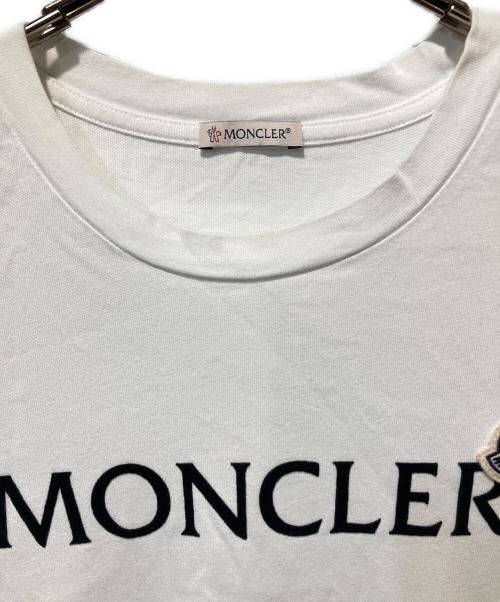 MONCLER（モンクレール）MONCLER (モンクレール) ロゴワッペン クルーネックロゴ ホワイト サイズ:Ｌの古着・服飾アイテム