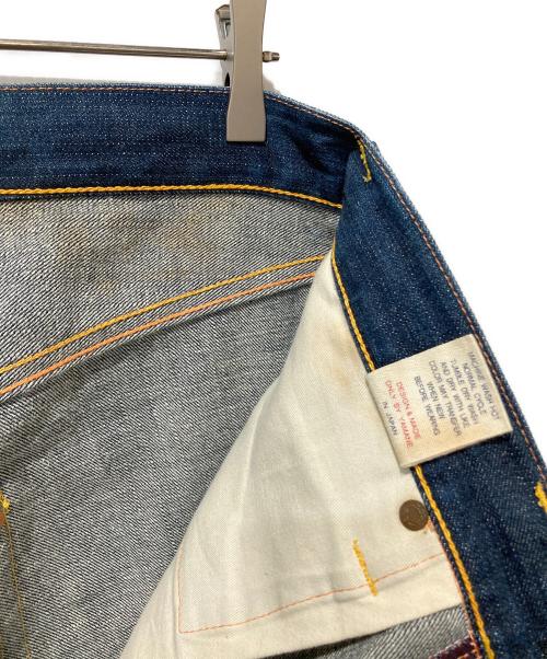 EVISU（エヴィス）EVISU (エヴィス) 2001 カモメ ボタンフライデニムパンツ インディゴ サイズ:SIZE 33の古着・服飾アイテム