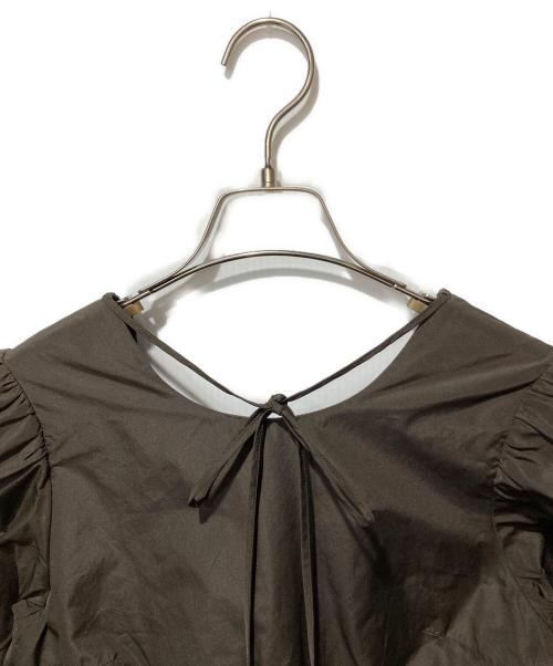 ESTNATION（エストネーション）ESTNATION (エストネーション) マイクロタフタギャザーワンピース ブラウン サイズ:SIZE 36の古着・服飾アイテム