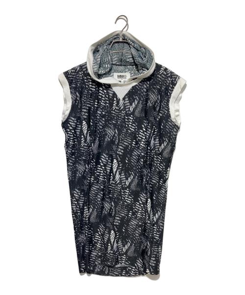 MM6 Maison Margiela（エムエムシックスメゾンマルジェラ）MM6 Maison Margiela (エムエムシックスメゾンマルジェラ) 総柄フーデッドワンピース ブラック サイズ:XSの古着・服飾アイテム