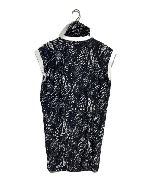 MM6 Maison Margiela（エムエムシックスメゾンマルジェラ）MM6 Maison Margiela (エムエムシックスメゾンマルジェラ) 総柄フーデッドワンピース ブラック サイズ:XSの古着・服飾アイテム