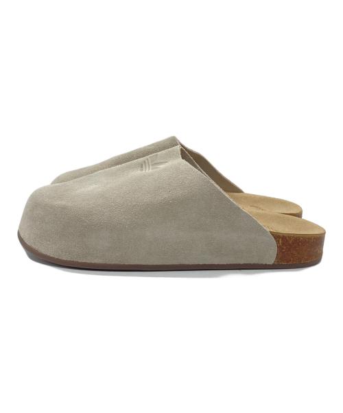 adidas（アディダス）adidas (アディダス) ADIMULE SLIDESアディミュール スライド ベージュ サイズ:22.5ｃｍの古着・服飾アイテム