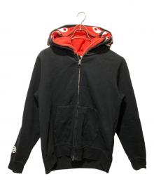 A BATHING APE（アベイシングエイプ）の古着「SHARK FULL ZIP DOUBLE HOODIEシャーク フルジップ ダブル フーディ」｜ブラック×レッド