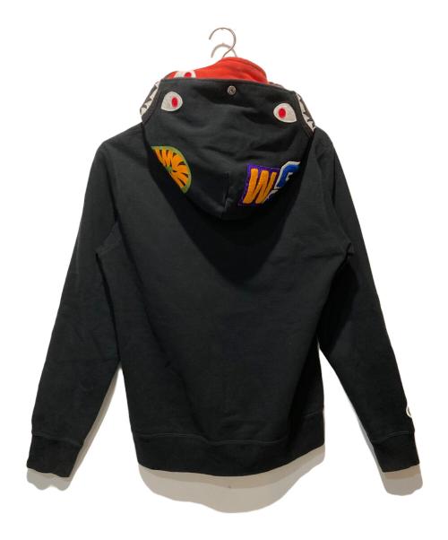 A BATHING APE（アベイシングエイプ）A BATHING APE (アベイシングエイプ) SHARK FULL ZIP DOUBLE HOODIEシャーク フルジップ ダブル フーディ ブラック×レッド サイズ:ｌの古着・服飾アイテム