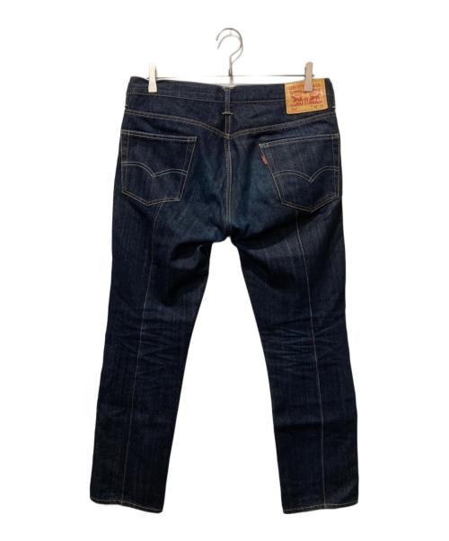 JUNYA WATANABE COMME des GARCONS（(ジュンヤワタナベ コムデギャルソン）JUNYA WATANABE COMME des GARCONS ((ジュンヤワタナベ コムデギャルソン) LEVI'S (リーバイス) 再構築デニムパンツ インディゴ サイズ:Mの古着・服飾アイテム