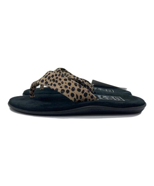 ISLAND SLIPPER（アイランドスリッパ）ISLAND SLIPPER (アイランドスリッパ) レオパード柄トングサンダル ブラック×ブラウン サイズ:9の古着・服飾アイテム