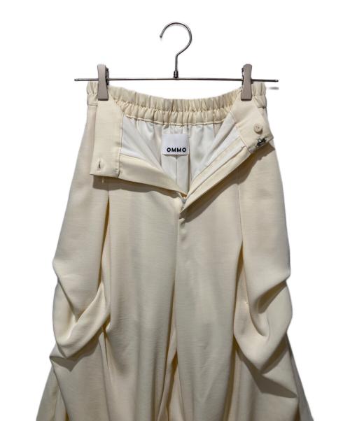 OMMO（オーエムエムオー）OMMO (オーエムエムオー) DLAPE TUCK PT ベージュ サイズ:36の古着・服飾アイテム