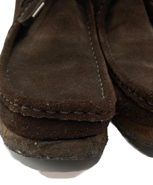 CLARKS（クラークス）CLARKS (クラークス) ワラビーエヴォブーツ ブラウン サイズ:US9の古着・服飾アイテム