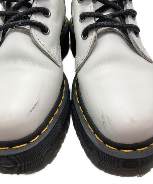 Dr.Martens（ドクターマーチン）Dr.Martens (ドクターマーチン) 8ホールブーツ ホワイト サイズ:EU38の古着・服飾アイテム