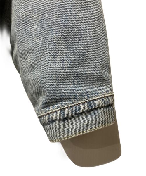 LEVI'S（リーバイス）LEVI'S (リーバイス) stussy (ステューシー) Embossed Trucker Jacket インディゴ サイズ:Lの古着・服飾アイテム