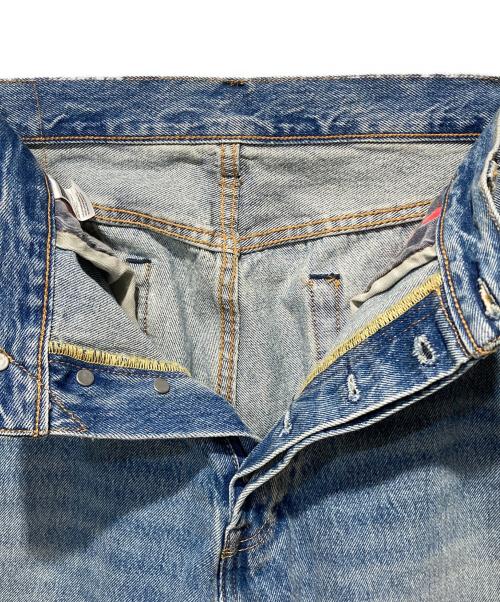 LEVI'S（リーバイス）LEVI'S (リーバイス) stussy (ステューシー) EMBOSSED 501 JEANS インディゴ サイズ:W36の古着・服飾アイテム
