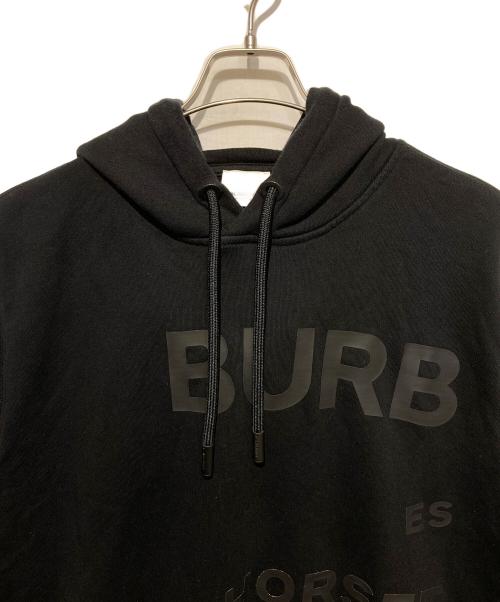 BURBERRY（バーバリー）BURBERRY (バーバリー) ホースフェリープリントパーカー ブラック サイズ:Ｌの古着・服飾アイテム