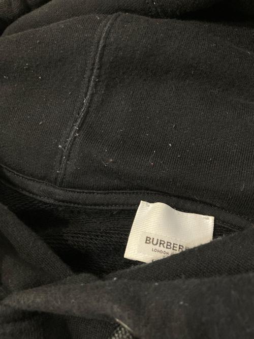 BURBERRY（バーバリー）BURBERRY (バーバリー) ホースフェリープリントパーカー ブラック サイズ:Ｌの古着・服飾アイテム