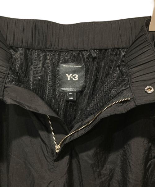 Y-3（ワイスリー）Y-3 (ワイスリー) 3-STRIPES NYLON SHELL PANTS ブラック サイズ:Lの古着・服飾アイテム