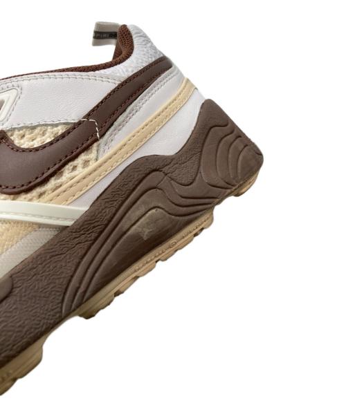 NIKE（ナイキ）NIKE (ナイキ) TRAVIS SCOTT (トラヴィススコット) ZOOM FIELD JAXX ブラウン×ホワイト サイズ:26.5cmの古着・服飾アイテム