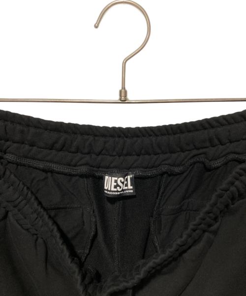 DIESEL（ディーゼル）DIESEL (ディーゼル) P-CROWN-ECOLOGO ショートパンツ ブラック サイズ:XLの古着・服飾アイテム