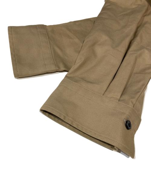 CABAN（キャバン）CABAN (キャバン) コットンギャバジン バンドカラーシャツ ベージュ サイズ:Mの古着・服飾アイテム