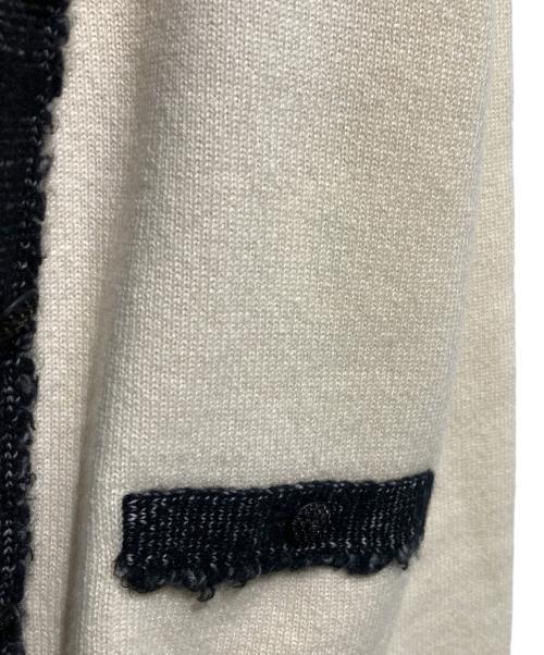 CHANEL（シャネル）CHANEL (シャネル) ココマークボタンカーディガン アイボリー サイズ:38の古着・服飾アイテム