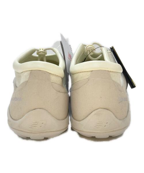 NEW BALANCE（ニューバランス）NEW BALANCE (ニューバランス) スリッポン ベージュ サイズ:26.5cmの古着・服飾アイテム