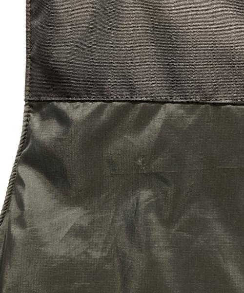 BURBERRY（バーバリー）BURBERRY (バーバリー) Reversible Check Nylon Puffer Gilet/ノバチェックダウンベスト ブラック サイズ:Lの古着・服飾アイテム
