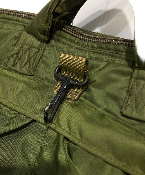 US ARMY（ユーエスアーミー）US ARMY (ユーエスアーミー) ミリタリーヘルメットバッグ カーキの古着・服飾アイテム