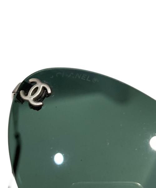CHANEL（シャネル）CHANEL (シャネル) ココマークオーバルサングラス シルバー サイズ:53 19 130の古着・服飾アイテム