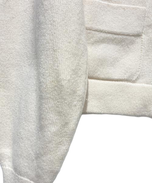 CHANEL（シャネル）CHANEL (シャネル) ココマークボタンカシミヤカーディガン アイボリー サイズ:36の古着・服飾アイテム