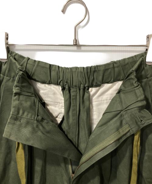 is-ness（イズネス）is-ness (イズネス) BALLOON EZ PANTS カーキ サイズ:Mの古着・服飾アイテム