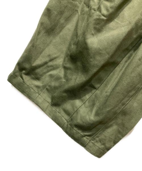 is-ness（イズネス）is-ness (イズネス) BALLOON EZ PANTS カーキ サイズ:Mの古着・服飾アイテム
