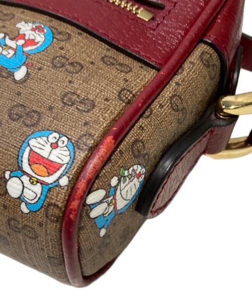 GUCCI（グッチ）GUCCI (グッチ) ドラえもん (ドラエモン) GGスプリーム ショルダーバッグ ブラウン×レッドの古着・服飾アイテム