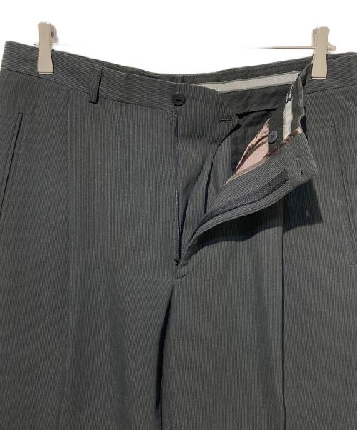 GIORGIO ARMANI（ジョルジオアルマーニ）GIORGIO ARMANI (ジョルジオアルマーニ) タックスラックス グレー サイズ:50の古着・服飾アイテム