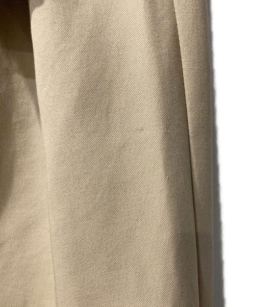 tactor（タクター）TACTOR (タクター) ベルテッドアシンメトリーパンツ ベージュ サイズ:SIZE 1の古着・服飾アイテム