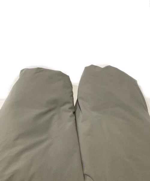 UNITED ARROWS & SONS（ユナイテッドアローズ＆サンズ）UNITED ARROWS & SONS (ユナイテッドアローズ＆サンズ) ダウンジャケット カーキ サイズ:Mの古着・服飾アイテム